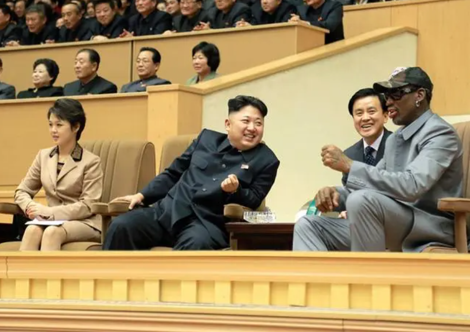 开云官方网站-朝鲜第一夫人李雪主:狠心抛弃前任,仅用一招就让金正恩死心塌地