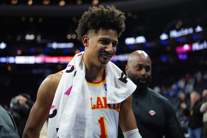 新王登基!24小时不到,轰下51分30板28助,他才23岁啊,感谢吹杨