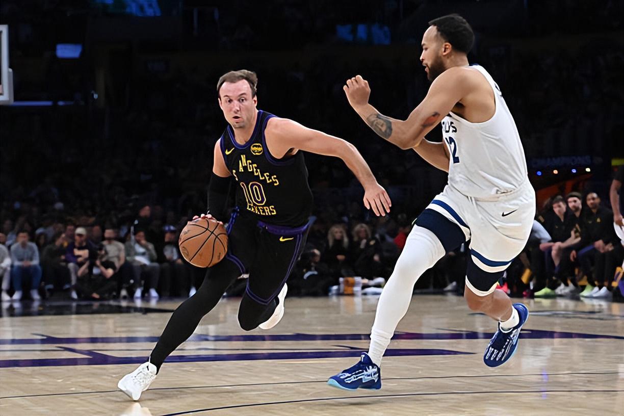 开云登录入口-不只是一个三分投手，湖人吃下后场新援真是一笔极其关键的操作？